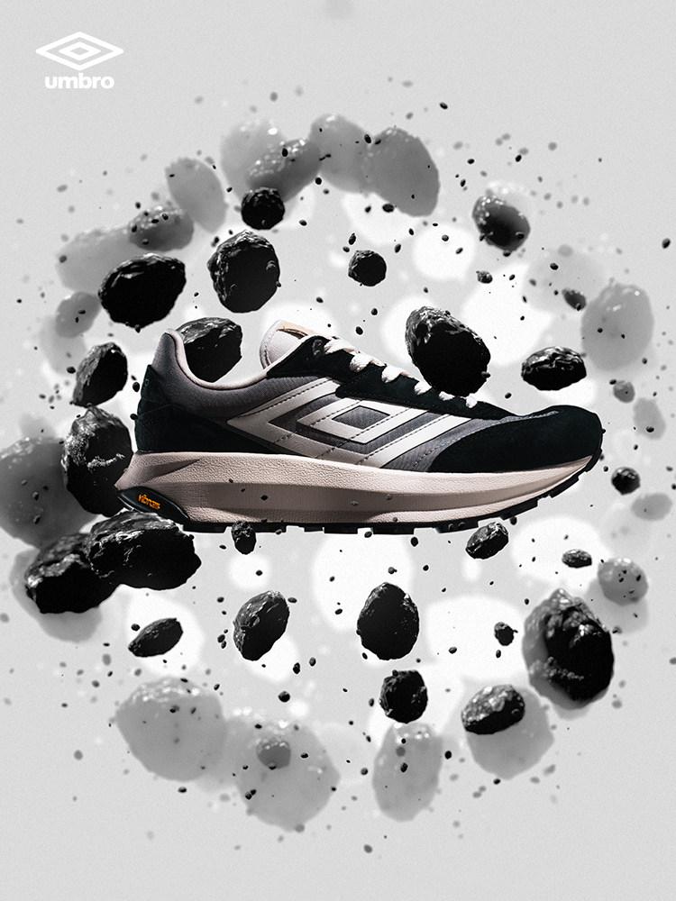 【並行輸入品】【尖んがり最大限度12倍!お買い出しマラソン！】umbro メンズ 心地よい シューズ レトロランニングシューズ Vibram気魂 R708