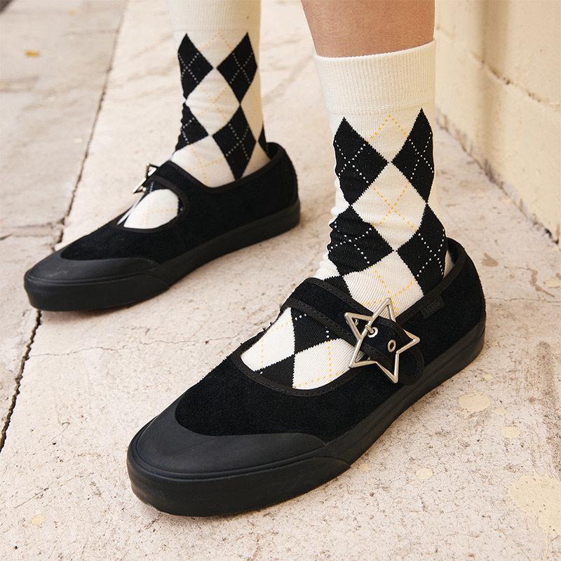 【並行輸入品】【ポイント最大9倍!お買い物マラソン！】Vans メンズ シンプル マリージェーンシューズ ブラック