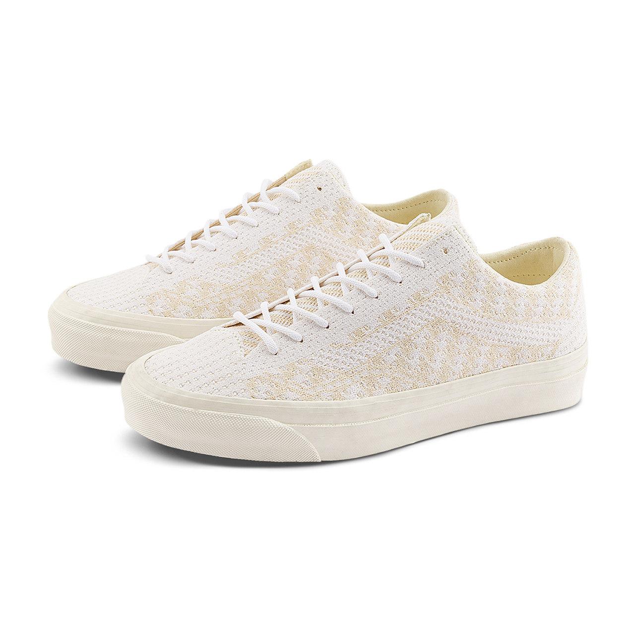 【並行輸入品】【尖んがり最大限度12倍!お買い出しマラソン！】Vans メンズ スニーカー 帆布シューズ  36 EK