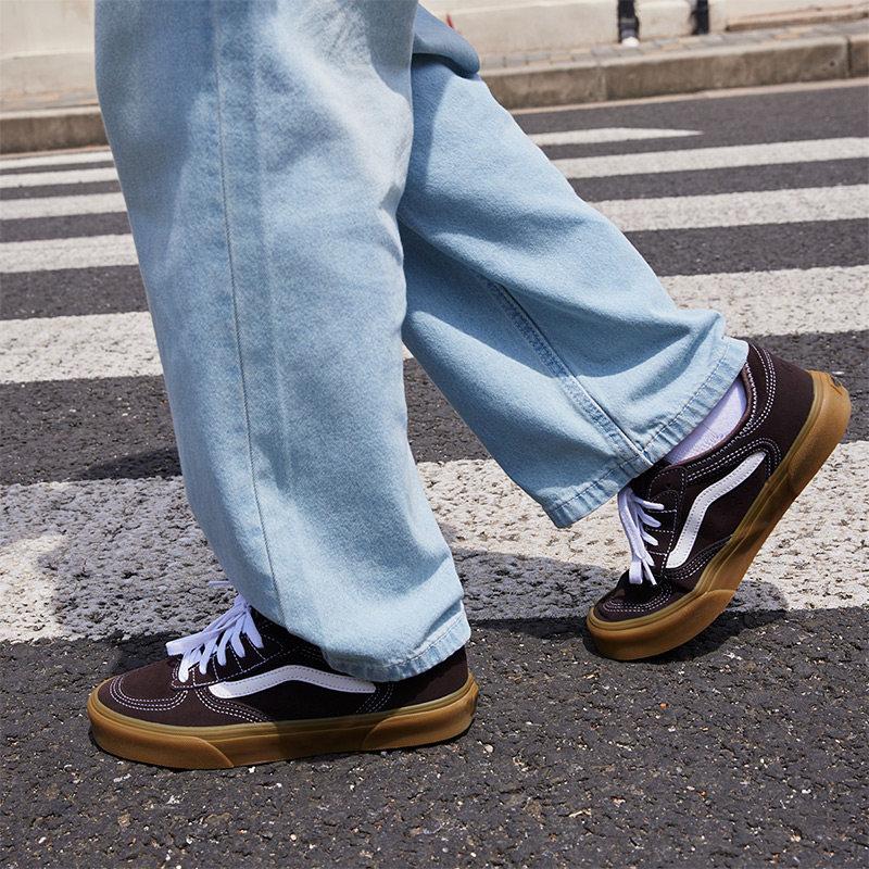 【並行輸入品】【ポイント最大9倍!お買い物マラソン!】Vans メンズ シンプル スニーカー ロウカット