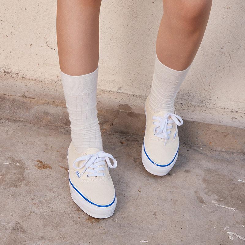 【並行輸入品】【尖んがり最大限度12倍!お買い出しマラソン！】Vans メンズ シューズ 帆布 スニーカー ルース型 44