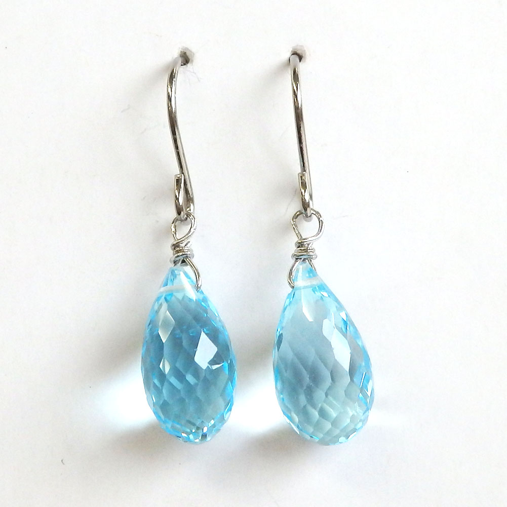 金属アレルギー チタン ブルートパーズ ピアス トータル9.0ct プチプラ 可愛い キラキラ 金属アレルギー対応 金属アレルギー対応ピアス チタンピアス フックピアス 11月 誕生石 揺れる