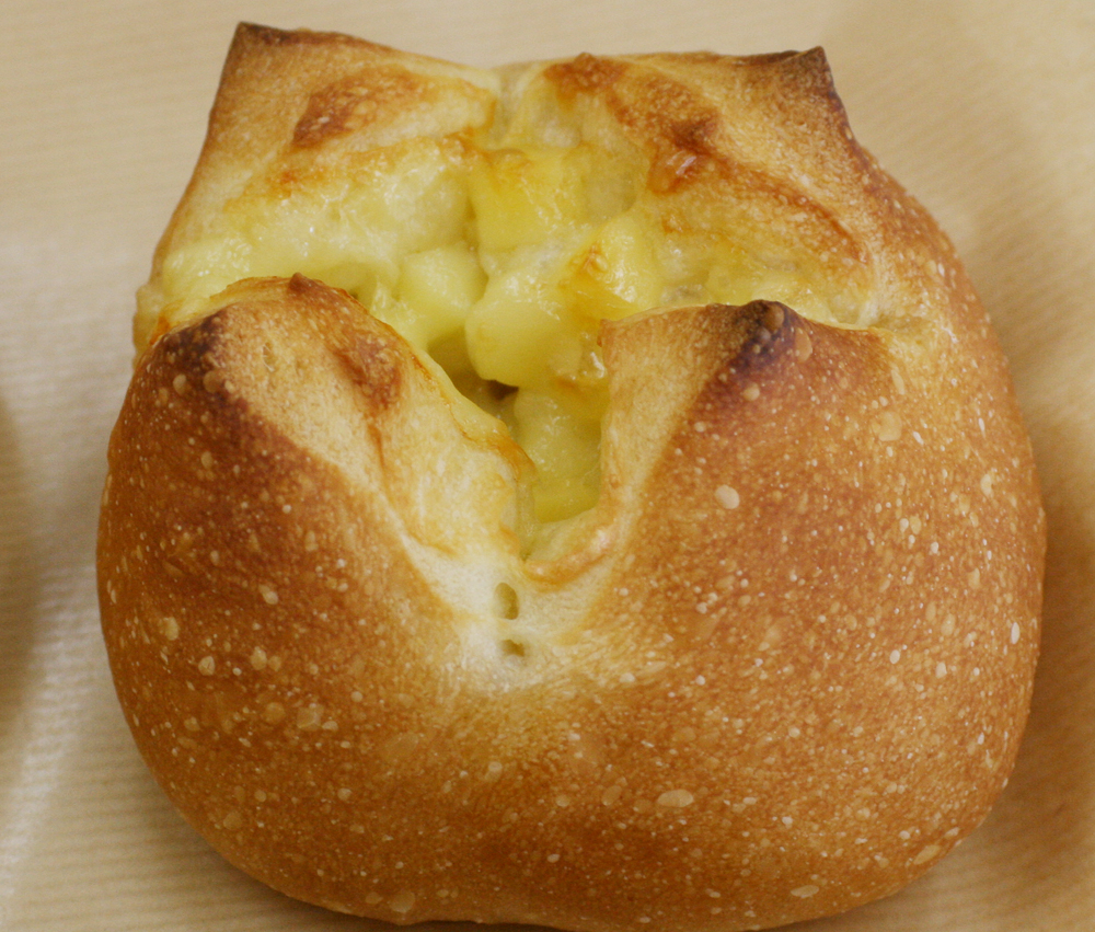 チーズ ラボッシュ フランスパン 無添加 安心 美味しい 冷凍パン 菓子パン 手作り 調理 惣菜パン ギフト のし 簡単解凍 :  手づくりパン工房そよ風