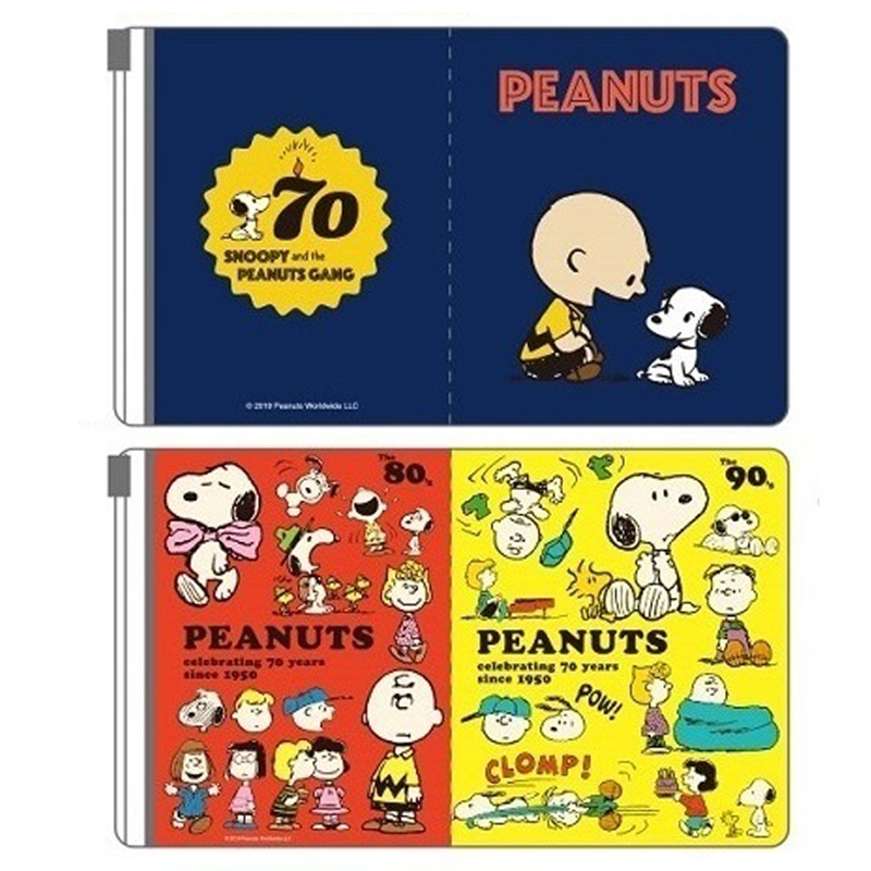 楽天市場 Peanuts ピーナッツ 70周年 お座り 80年代 90年代 パスポートケース Snap3134 Snap3135 Kiitos 楽天市場店