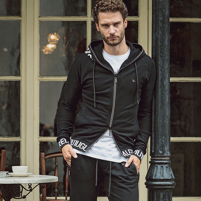 1piu1uguale3 Relax ウノピゥウノウグァーレトレ リブロゴ パーカー フーディー メンズ かっこいい 格好良い 銘柄 ウノピュウ Expomujerescolombia Com Co