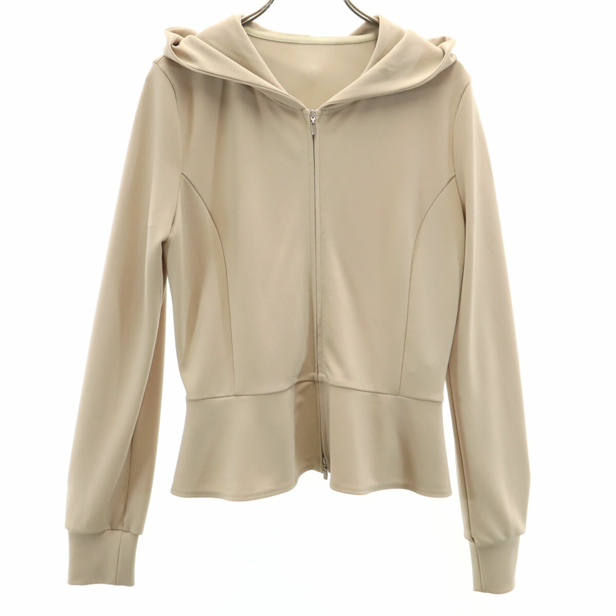FOXEY✨ストレッチ　パーカー　フルジップ　ベージュ　40 FOXEY✨ストレッチ パーカー フルジップ ベージュ 40 RadBlue