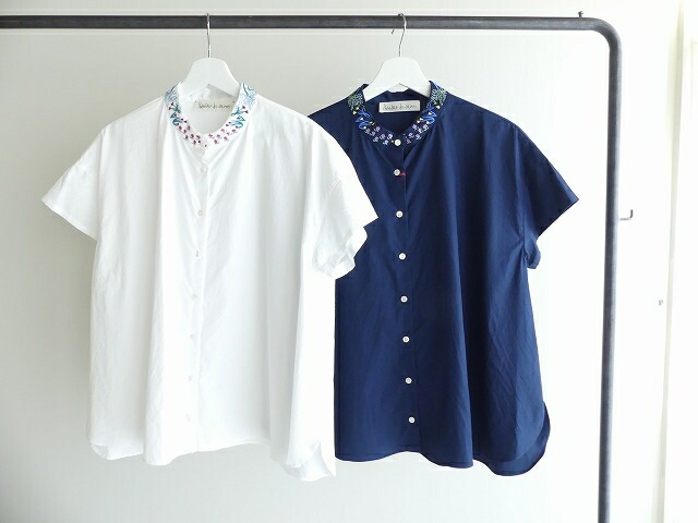 L Atelier Du Savon 工房ドゥサボン 綿織物おお花の遊泳刺しゅうトップ 73 01 Bl 010 21 1 Barrakuda At