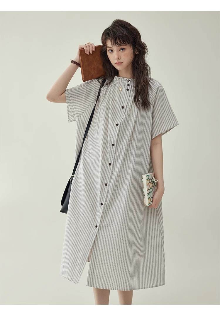 レディース ワンピース シャツ シャツワンピ 羽織 前開き 膝丈 ミモレ 半袖 5分袖 Uネック ラウンドネック 襟なし ストレート Iライン 前開き 2way ボタン 薄手 コットン かわいい 大人可愛い シンプル カジュアル おしゃれ レトロ こなれ感 ラフ ガーリー ルーズ