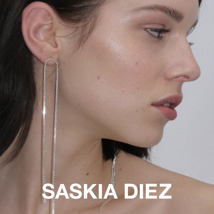 世界有名な SASKIA DIEZ サスキア ディッツ SILVER OPEN FRINGE