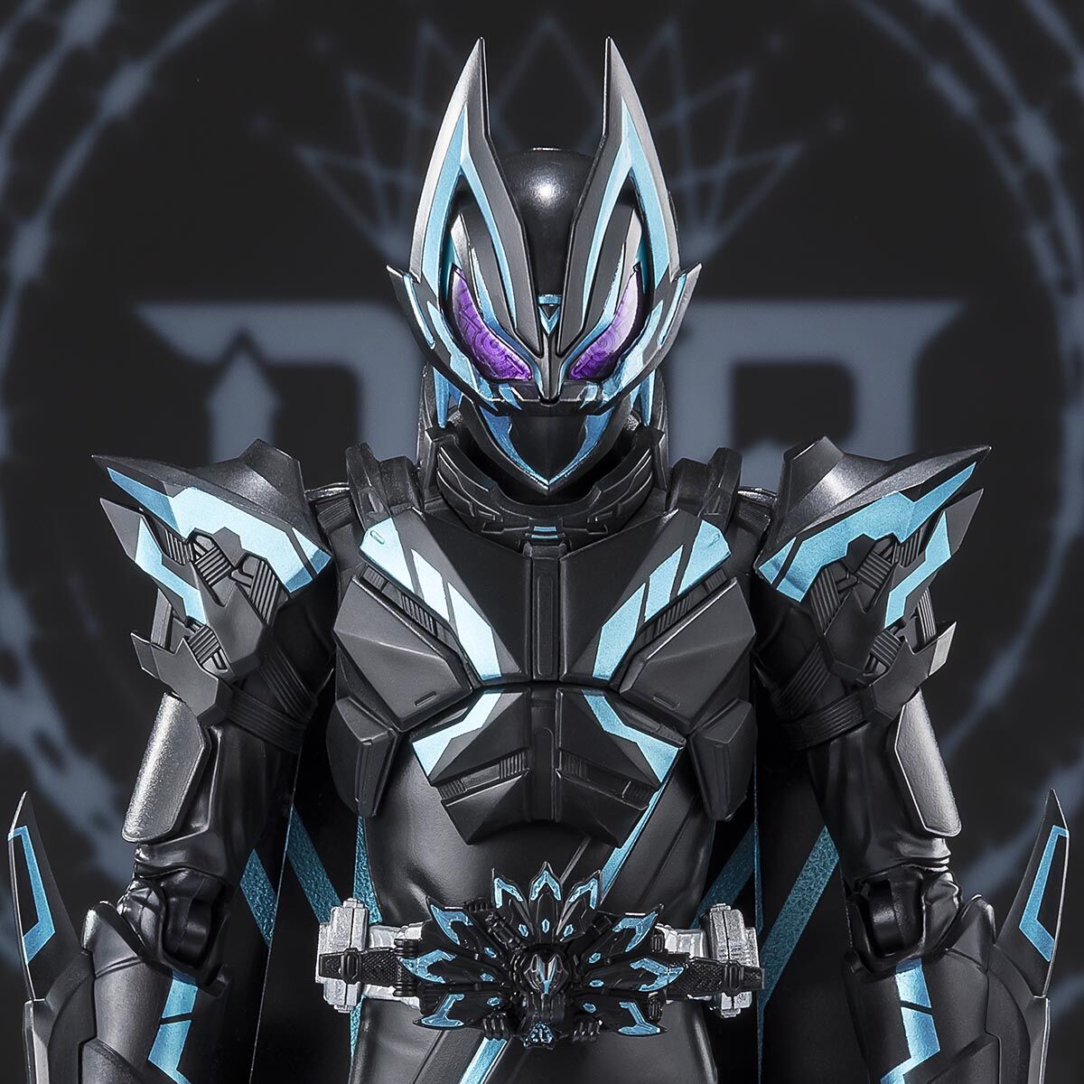 【新品】11月入荷次第発送予定　S.H.Figuarts 仮面ライダーXギーツ　映画 仮面ライダーギーツ 4人のエースと黒狐　かめんらいだー 変身 ヒーロー画像