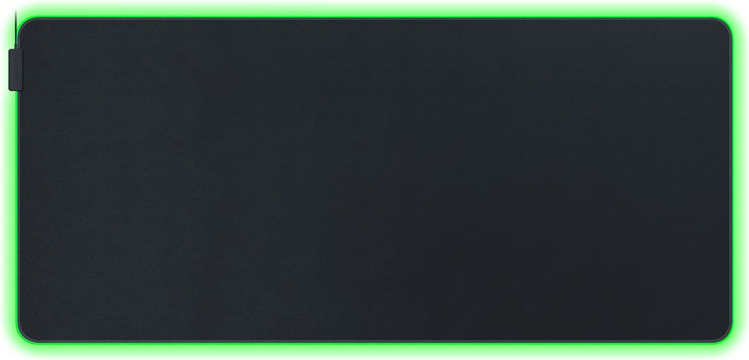 【新品】1週以内送りとどける Razer Goliathus Chroma 3XL ゲーミングマウスパッド RZ02-02500700-R3M1 黒 Black 競り合い レイザー