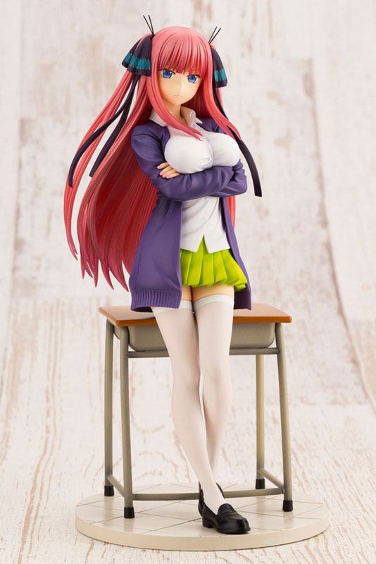 【新品】1週間以内発送　五等分の花嫁 中野二乃 1/8 コトブキヤ 完成品フィギュア ごとうぶんのはなよめ なかの にの画像