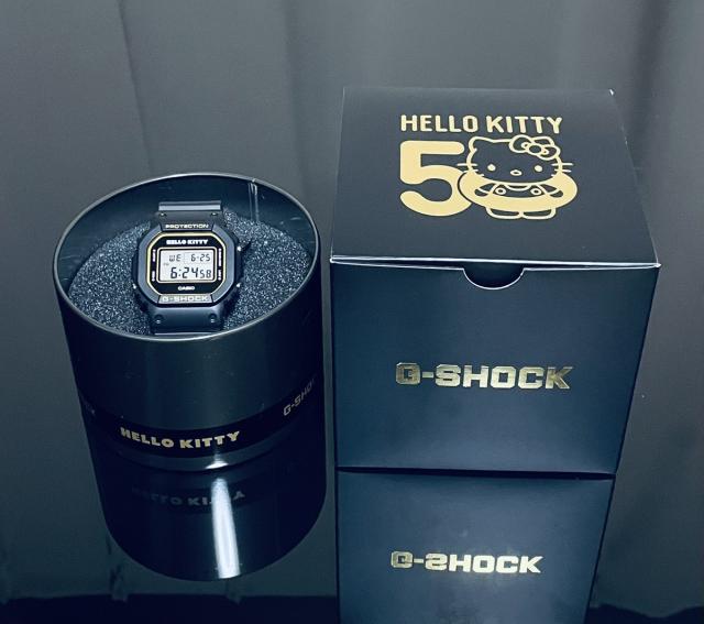 【未使用品】１週間以内発送 ハローキティ G-SHOCK CASIO Anniversaryモデル（ハローキティ50周年）DW-5600KT24-1JR 「ハローキティ」50周年×カシオ時計事業50周年コラボレーションモデル 腕時計 キティちゃん