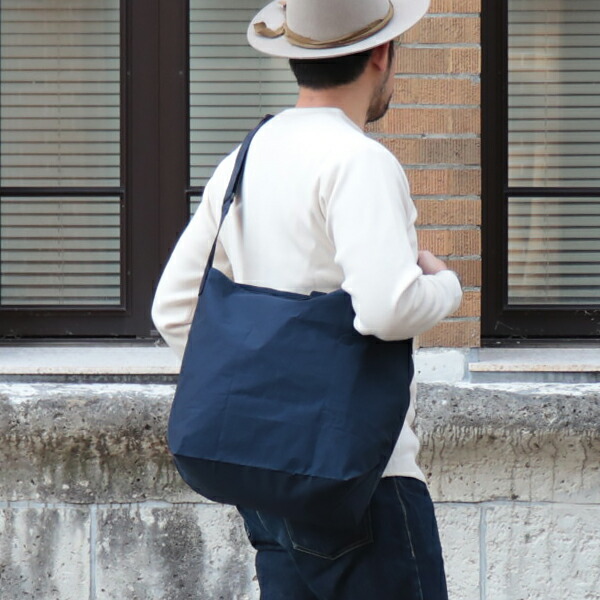 楽天市場】ナイジェル・ケーボン MULTI BAG NAVY COTTON × NYLON