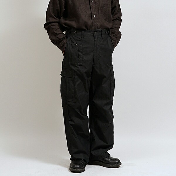NEW BASIC CHINO - BLACK 30サイズ NEW BASIC CHINO. BLACK/ ニューベーシックチノ ブラック