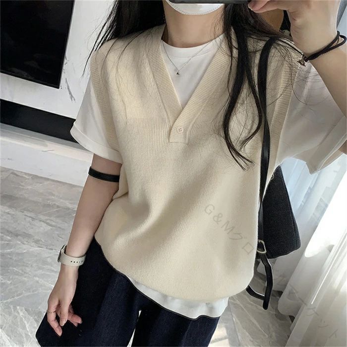 秋冬ニット レディースベスト Vネック シンプルデザイン 大人可愛い 着回しやすい キレイめスタイル ゆったりシルエット レイヤードコーーデ 重ね着 洗練されたベスト カジュアルトップス