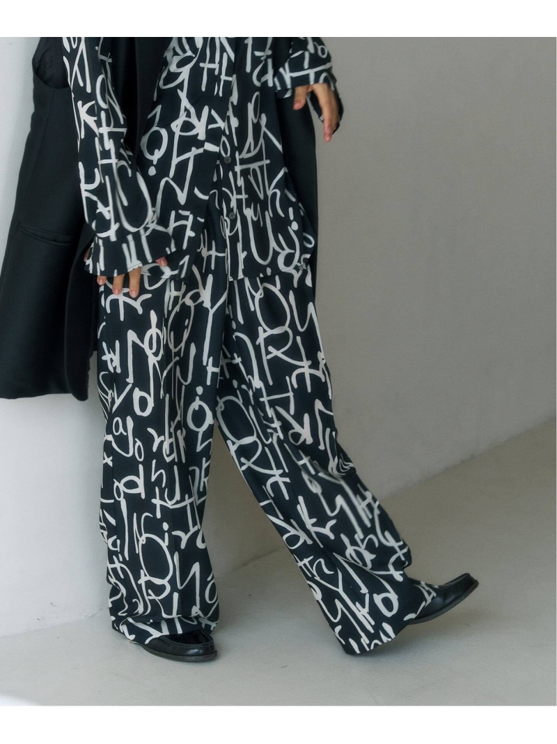 HARDYプリント2タックパンツ Spick \u0026 Span スピックアンドスパン パンツ その他のパンツ ブラック【送料無料】[ Fashion]