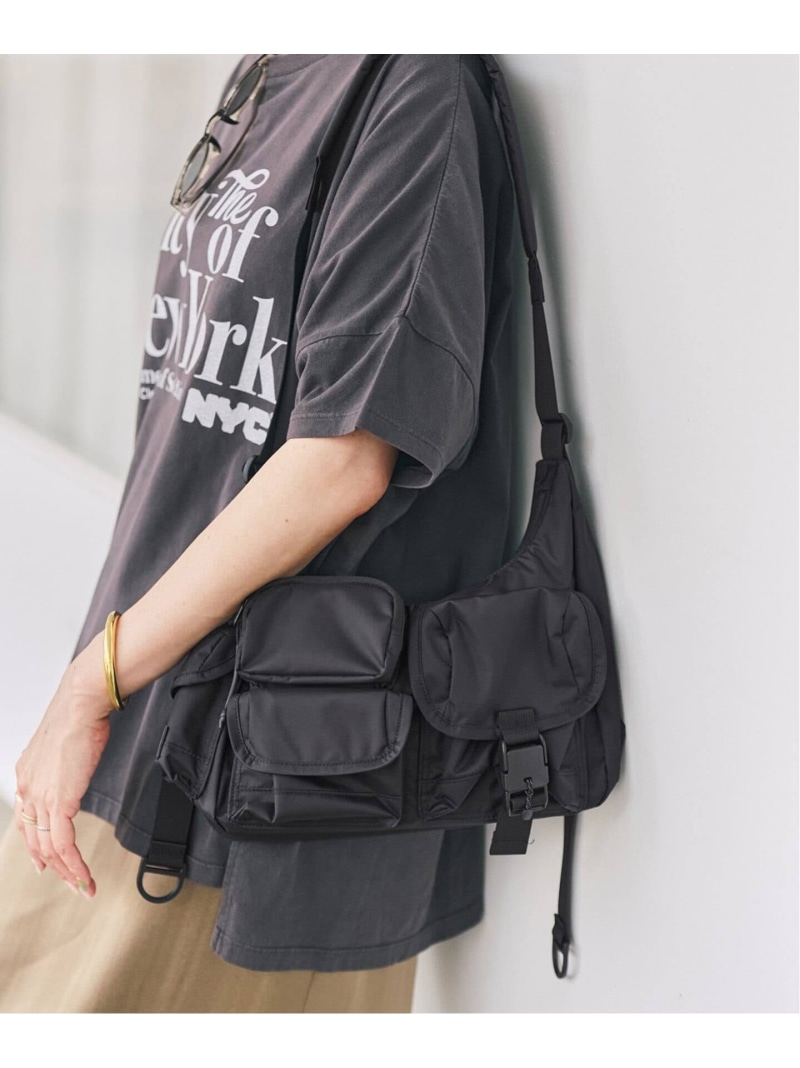 《追加》BAICYCLON/バイシクロン 別注MULTI POCKET クロスボディー* Spick & Span スピックアンドスパン バッグ ショルダーバッグ ブラック【送料無料】[ Fashion]｜Spick＆Span