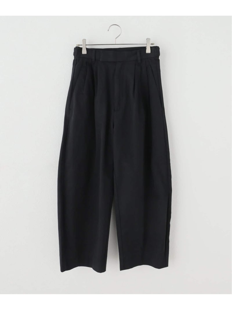 【SALE／30%OFF】コットンサテンタックカーブパンツ Spick & Span スピックアンドスパン パンツ スラックス・ドレスパンツ ベージュ ブラック【RBA_E】【送料無料】[ Fashion]｜Spick＆Span