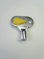 【スロットドアキー】 5号機 スパイキー 月面兎兵器ミーナ プロゴルファー猿 A159 新品 送料無料 鍵 キー パチスロ画像