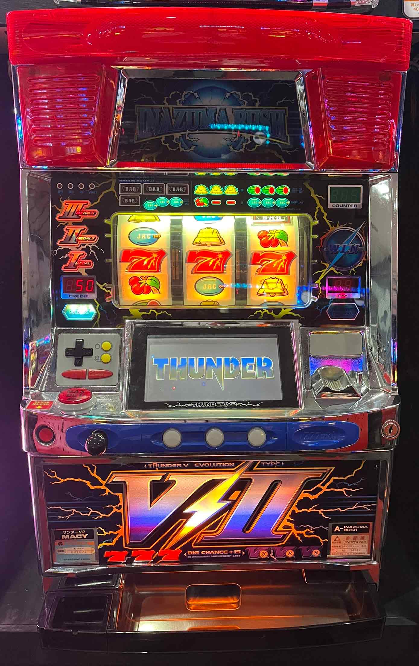 パチスロ実機☆メーシー☆サンダーV2☆オートプレイ付コイン不要