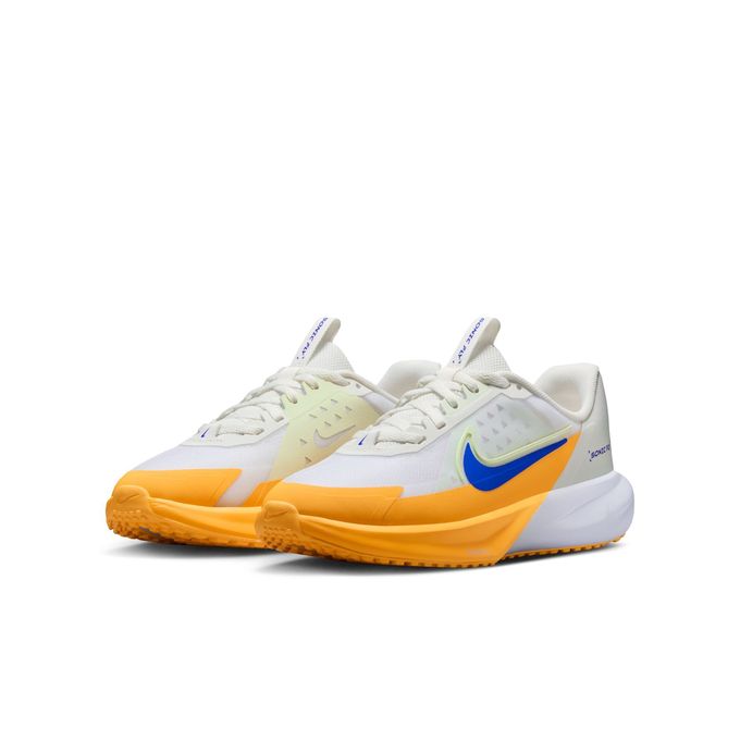 【引き換え証書き著す中！】 ナイキ NIKE お坊っちゃん 駈けっくら シューズ Nike Sonic Fly FZ0017 100 【2025SS】