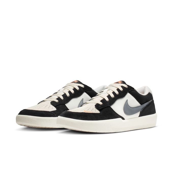 【引き換え証ふり出し中！】 ナイキ NIKE メンズ 心地よい スニーカー シューズ ナイキSB フォース 58 DV5477 012 【2026SS】