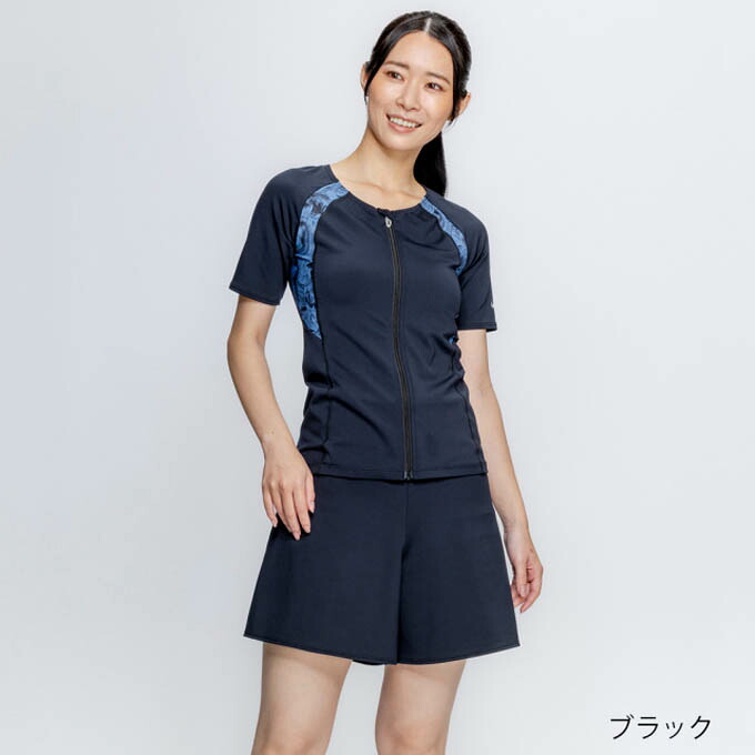【クーポン券振りだし中！】 ナイキ NIKE レディース 水浴び 水泳ぎ 嵌まるネス 海水着 FLARE FIT SHORTS 半袖ジップ付き添い人セパレーツ 2993153 0009【2026SS】
