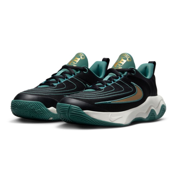 NIKE ナイキ ヤニス イモータリティ 4 KC GS ジュニアバスケットボールシューズ HV9127-001(ブラック/メタリックゴールド/バイコスタル/ペールアイボリー)