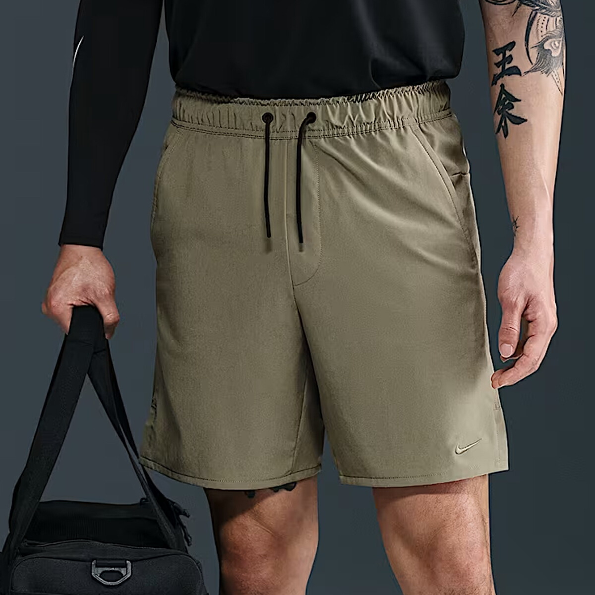 新品　ナイキ　アンリミテッド　バーサタイショートパンツ NIKE公式】ナイキ アンリミテッド メンズ 18cm Dri-FIT