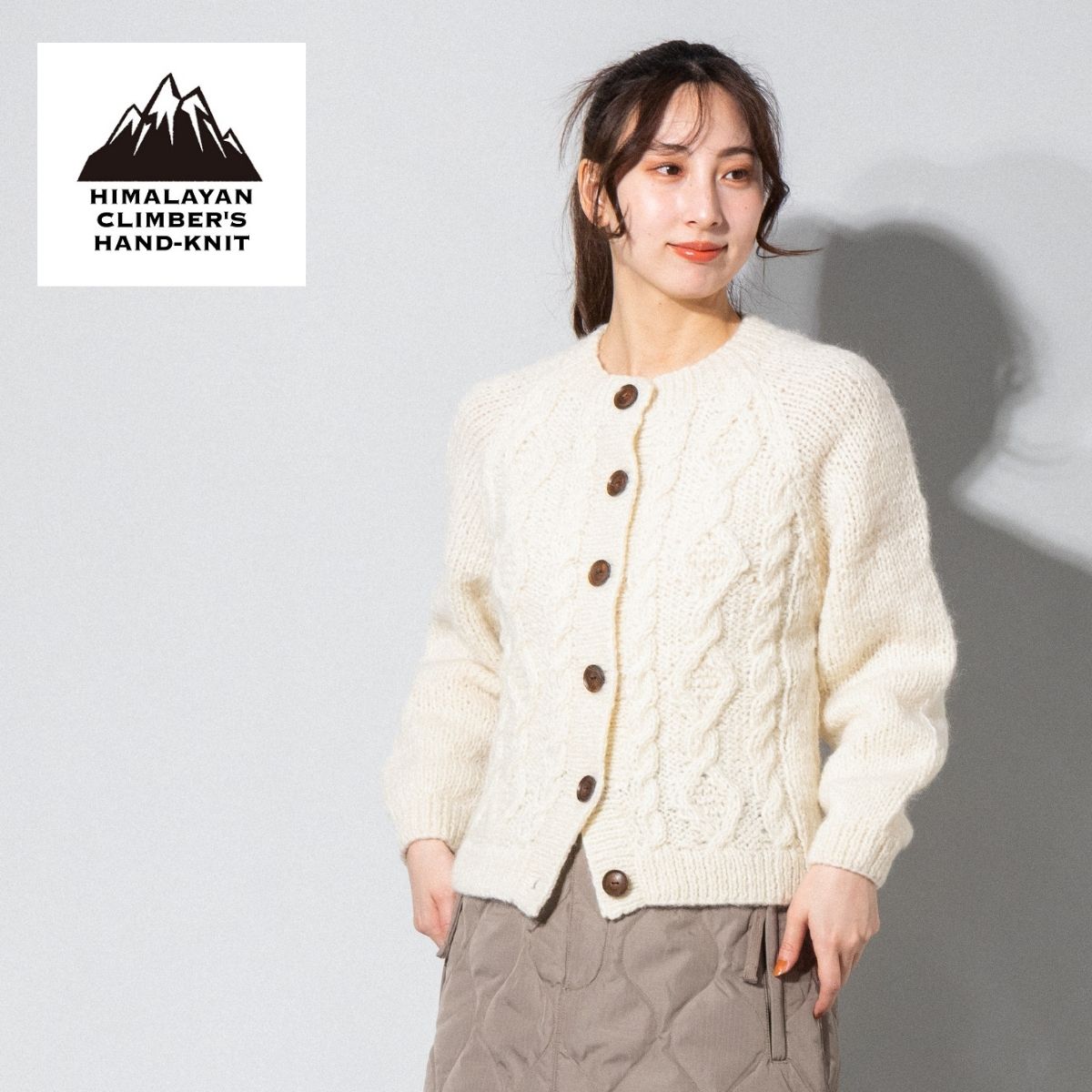 ヒマラヤンクライマーズハンドニット HIMALAYAN CLIMBERS HANDKNIT レディース手編みクルーカーディガン レディース 秋 冬 カーディガン アイボリー 白 ケーブルニット 厚手 防寒対策 秋冬 暖かい 登山 羊 HCK-L1｜スポーツマリオ 19,800円
