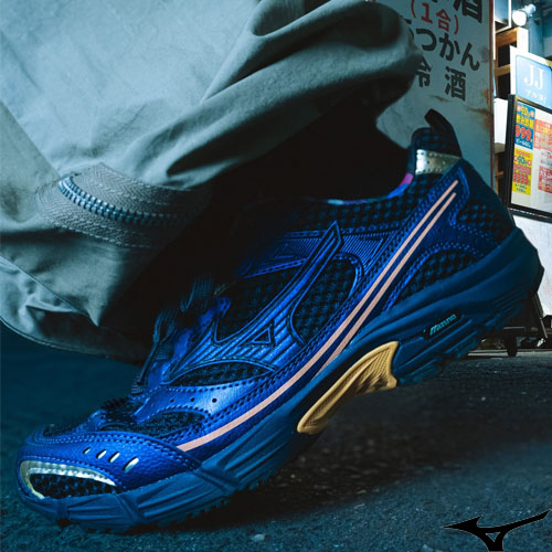 即日送りとどける ミズノ MIZUNO スニーカー 心地好いシューズ MXR  D1GA2516 黒いこと×ダークネイビー×オレンジ色【2025SS】 メンズ靴-スニーカー-靴