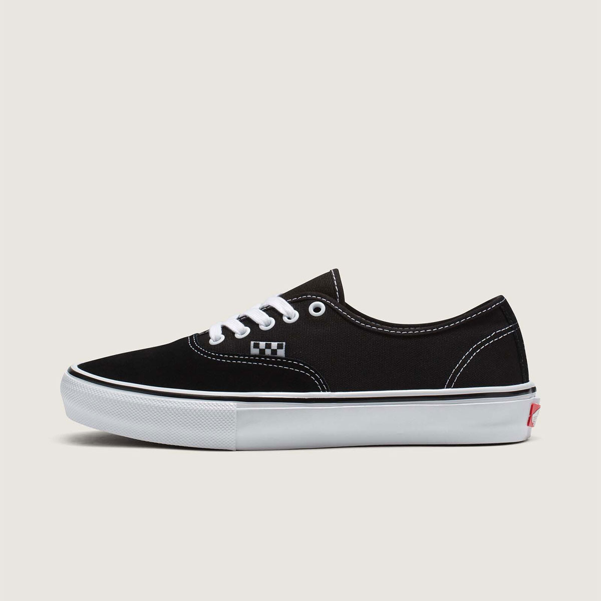 【百貨店SALE継続期間中P10倍★6/4 20:00～6/11 1:59まで】ヴァンズ VANS スケボー 滑るゲーム盤 スケシュー スニーカー シューズ 靴 滑る オーセンティック SKATE AUTHENTIC VN0A5FC8Y28 メンズ 成人男性