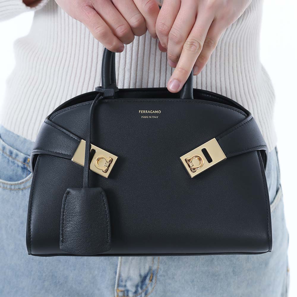 楽天市場】フェラガモ Ferragamo バッグ トートバッグ