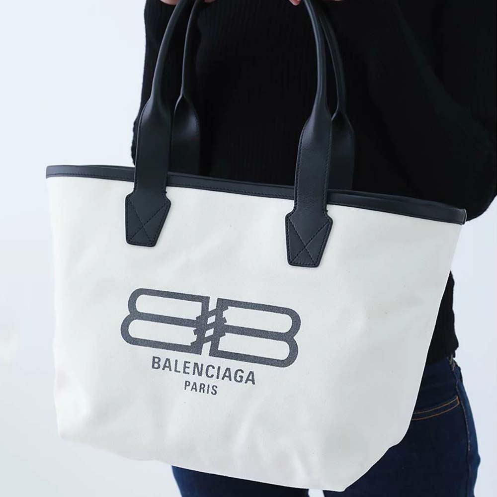 楽天市場】【10%OFF☆楽天スーパーSALE対象】バレンシアガ