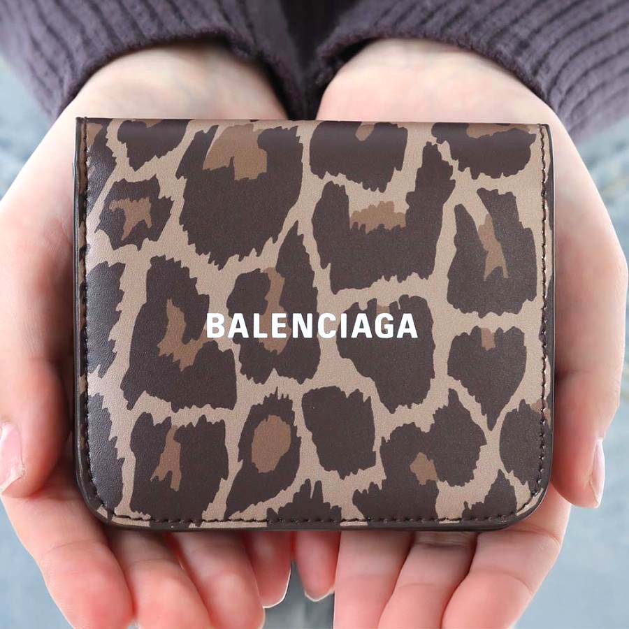 【新品・国内即発】BALENCIAGA 618145 1LRRM 4623 ミニ財布 BALENCIAGA バレンシアガ 618145 1LRRM 4623 CASH チェーン ミニ