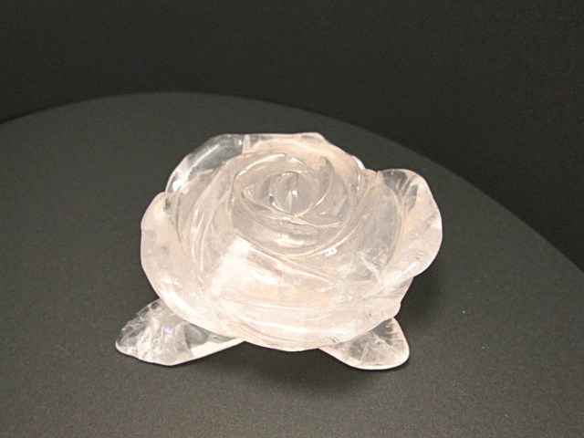 【天然石彫刻】薔薇 バラの花 ローズクオーツ 天然石　彫刻 天然水晶 彫刻 風水 縁起物 風水彫刻 天然石 最高級 手彫り 彫刻置物 天然石 パワーストーン アクセサリー｜スプライト神戸