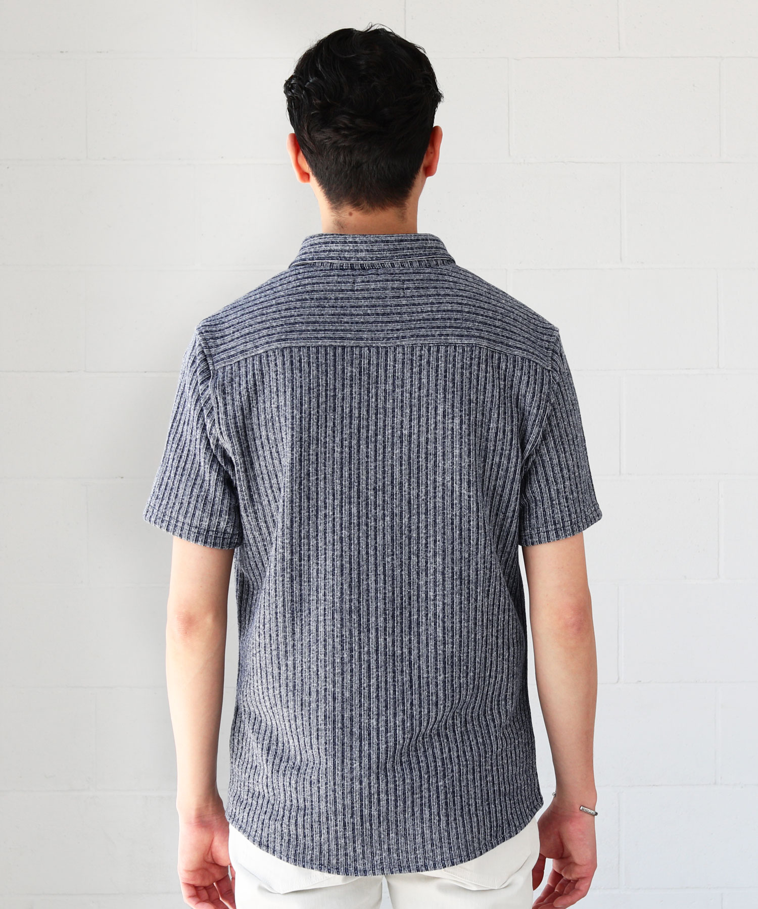 楽天市場 シャツ ニット メンズ 春 夏 秋 春服 夏服 秋服 半袖 ストライプ スリム フィット ワンマイルウェア テレワーク 在宅 シンプル カジュアル 通気性 伸縮性 ブラック ネイビー ブルー グレー M L Xl Spu スプ 21ss Sputnicks スプートニクス