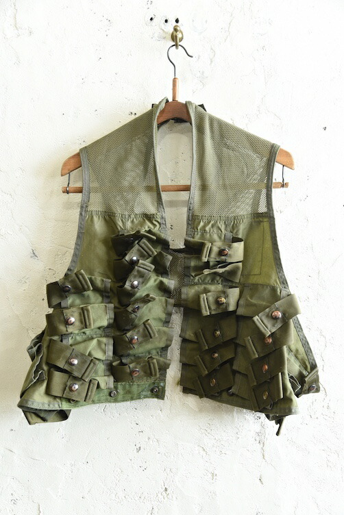 AMBRIDGE&THOMPSON ベスト　ミリタリーベスト　90's 古着 B03_6162_1600x.jpg?v=1729143891