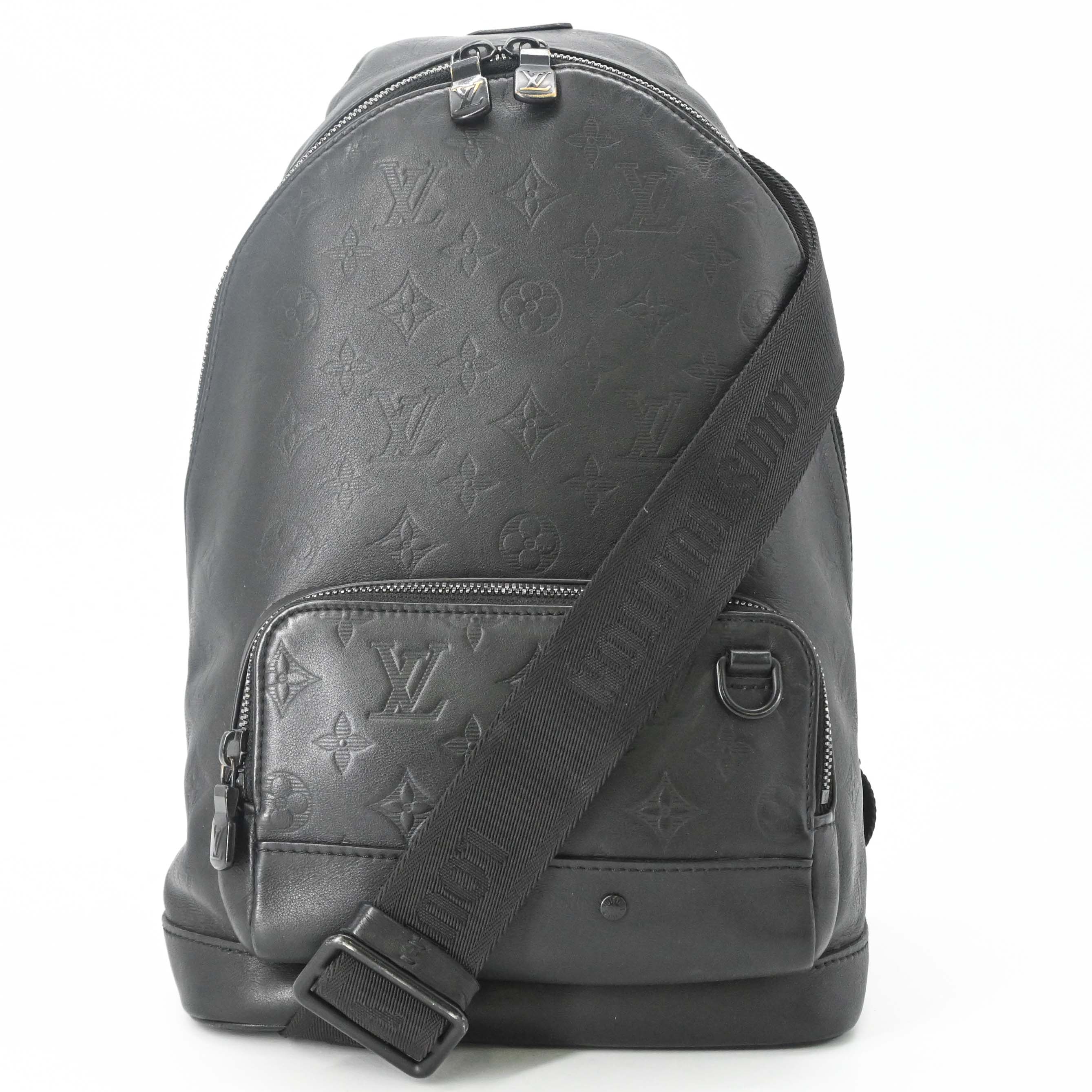 【美品】LOUIS VUITTON ルイヴィトン モノグラム レーサー スリングバッグ 上半身御徒面子 黒いこと 黒 M46107 集積回路心付け