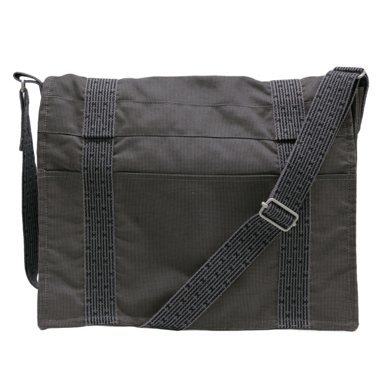 HERMES　エールライン　バサスMM メッセンジャーバッグ　A4収納可 楽天市場】HERMES エルメス エールライン バサスMM ショルダー