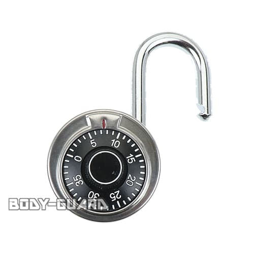 楽天市場 ダイヤル南京錠 シルバー 暗証番号 3桁 ダイヤル式 レトロ おしゃれ ユニーク おもしろグッズ 鍵 ロック 簡易錠 倉庫 自転車 チェーン 旅行バッグ ファスナー 施錠 盗難防止 犯罪抑止 防犯 便利 アウトドア キャンプ 施錠 アクセサリー キーレス 丸 円