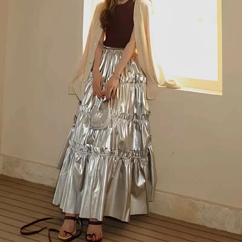 レディース メタリックケーキ フリル メタリック ロングスカート ティアード 光沢感 脚長 美脚 スタイルアップ マキシ