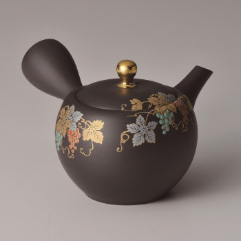 昭萠黒泥丸型ブドウ一珍急須 Y82 食器 | 関連単語 小鉢 和風 大容量 カップ おしゃれ 茶碗 軽量 陶器 セット 食洗機対応 陶磁器 丸皿 モダン 洋食器 来客用 プレート 電子レンジ対応 ギフト パーティー 割れにくい 北欧 薄型 大皿 子供用 木製 スープボウル 青 耐熱