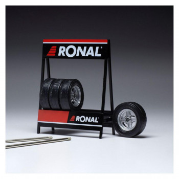 人気 おすすめ 定番 冬 新生活 ギフト 寒さ 対策 プレゼント イクソモデル タイヤセット Ronal X 1/18スケール シルバー 18SET008W 男子 男の子 おもちゃ 玩具 | 関連単語 ドローン 操作練習 飛行安定 自動離陸 高度維持 カメラ撮影 低速モード USB充電