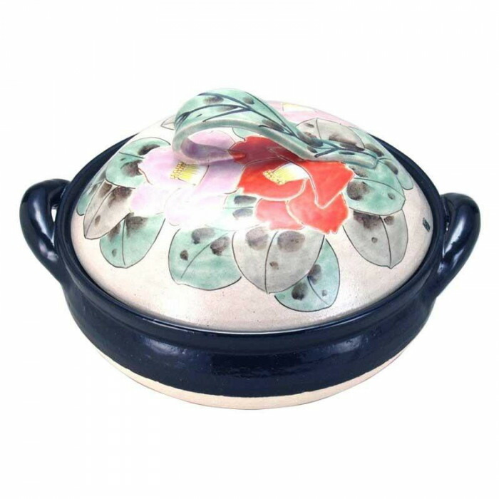 アイデア な全国一律 10号ヘルシー蒸し鍋 単四電池 グッズ 陶製すのこ付 九谷焼 おまけ付き 10号ヘルシー蒸し鍋 手作り手描きの上絵付け土鍋 3本 色椿 便利 N153 06 九谷焼 良則 お得 な全国一律 送料無料 創造生活館