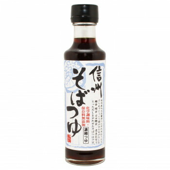食品添加物は不使用。かつお節の香り豊かで、そばつゆはもちろん、うどん・そうめんつゆや煮物に。3倍濃縮タイプなので薄めてお使いください。 生産国:日本 賞味期間:360日