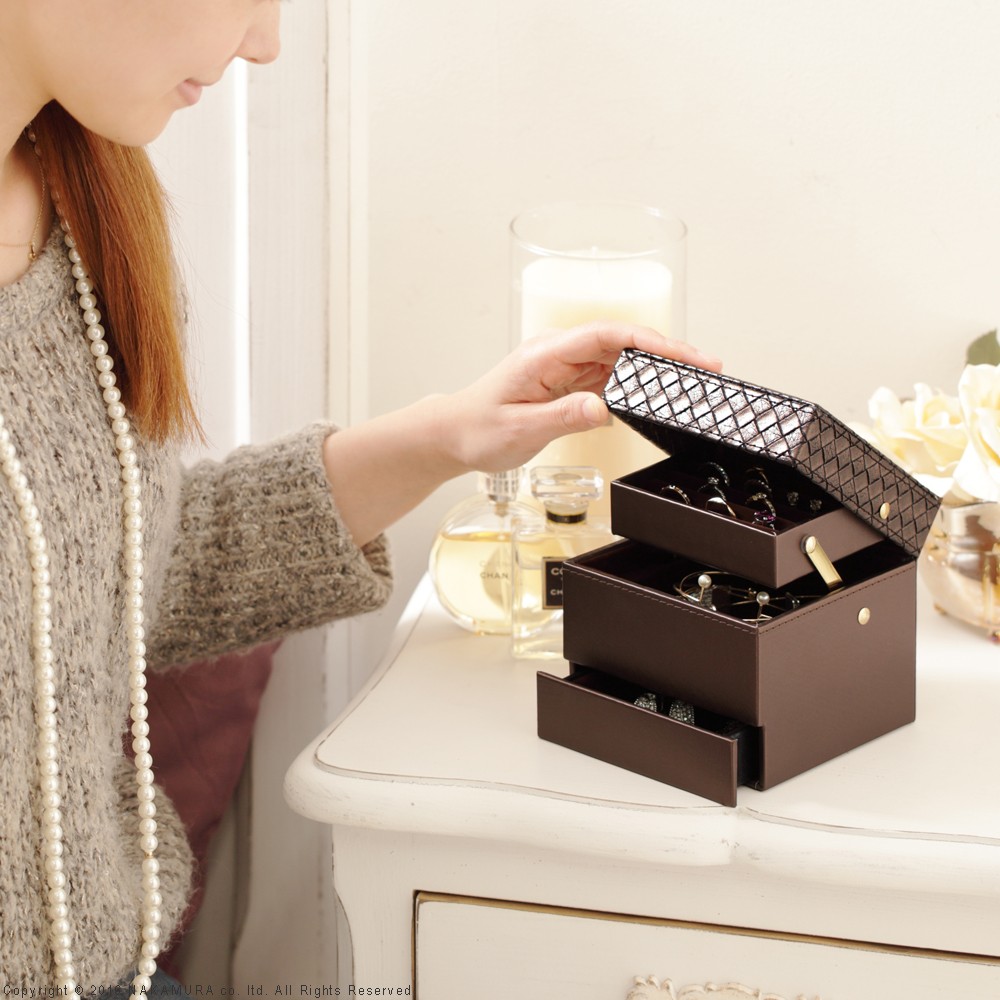 ジュエリーケース アクセサリーケース 持ち運び イントレチャート調ジュエリーボックス 〔アンジェラ〕 キューブ アクセサリーボックス 小物入れ リング ピアス イヤリング ネックレス コンパクト
