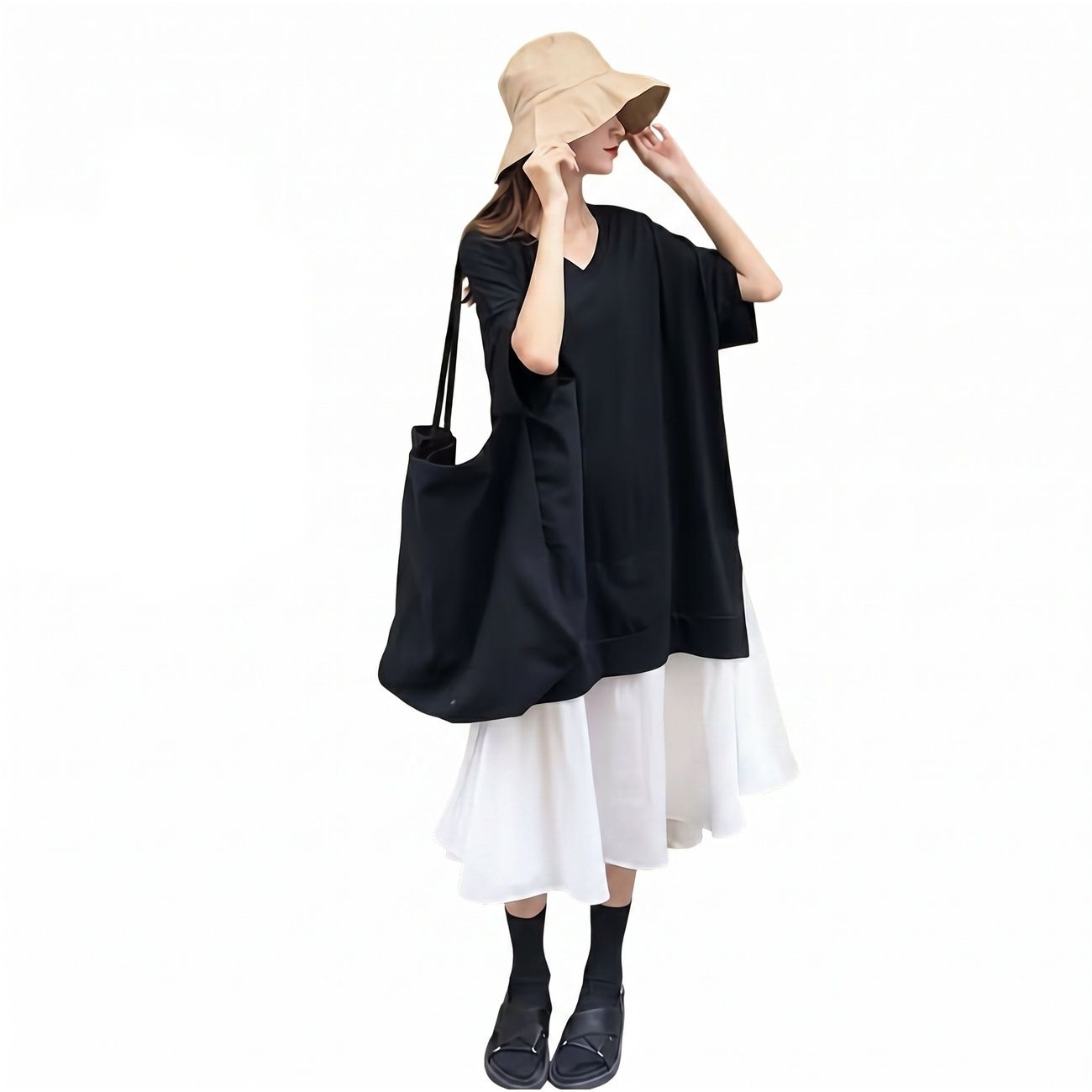 【重ね着風】ワンピース レディース ロングワンピ 切り替え 異素材 Tシャツワンピ 五分袖 半袖 Vネック バイカラー モノトーン Aライン ゆったり 体型カバー 着痩せ 二の腕カバー 楽ちん ルームウェア カジュアル 大人可愛い 旅行 春 夏｜エスエスギフトショップ
