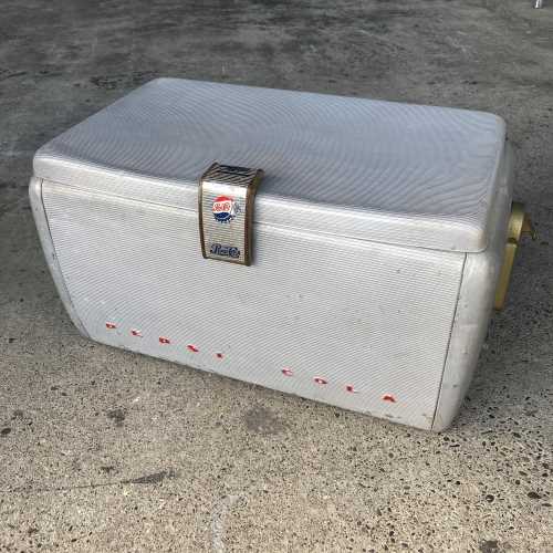 【中古】Vintage Aluminum Pepsi Cooler ヴィンテージ アルミニウム ペプシ クーラー ビンテージ アメリカ 1950年代 クーラーボックス ペプシコーラ コーラ アンティーク レトロ 50s アメリカ アメリカン アメリカ雑貨 アメリカン雑貨